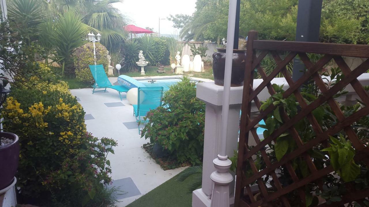 VILLA HÉLÈNE-SUITE Junior MONTPELLIER SUD-PISCINE PRIVÉ-À 2MIN DES PLAGES Pérols Esterno foto